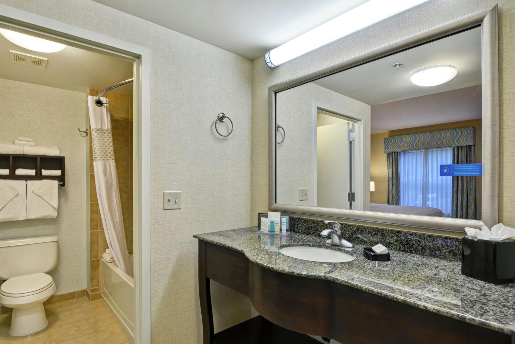 Hampton Inn & Suites Wilkes-Barre Dış mekan fotoğraf